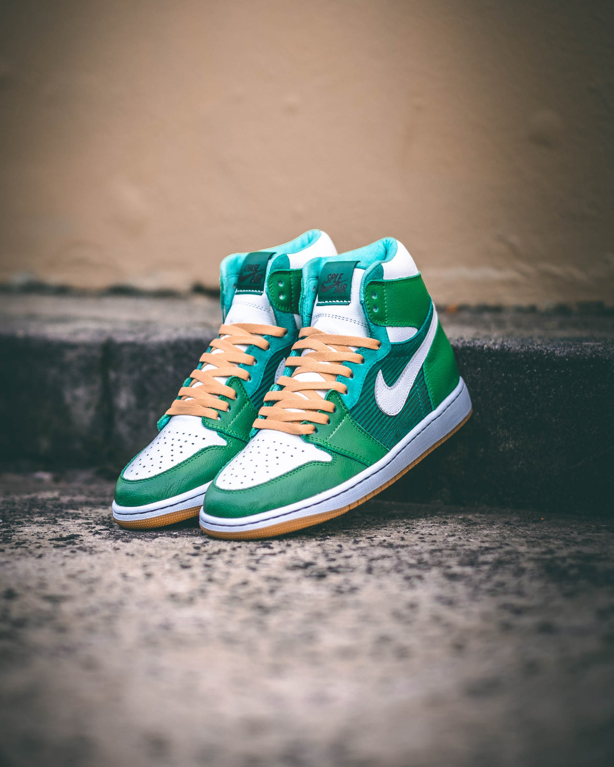 AJ1 High - Menth - ChaseShiel