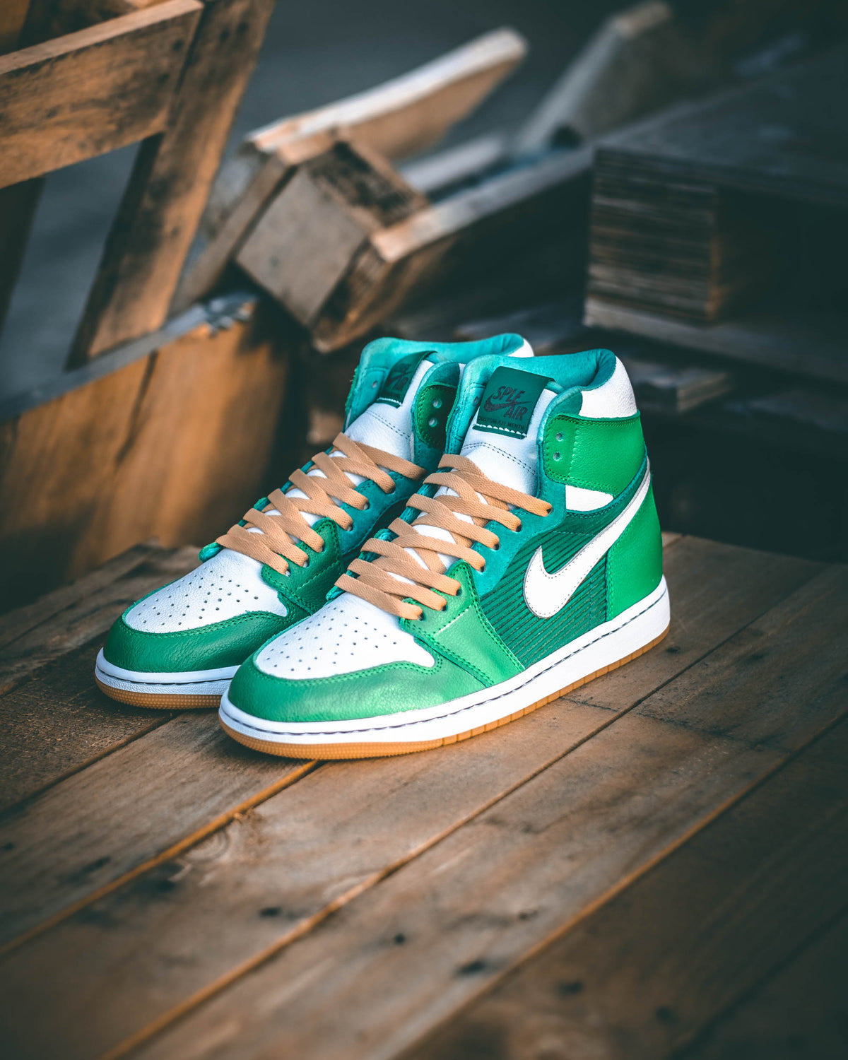 AJ1 High - Menth - ChaseShiel