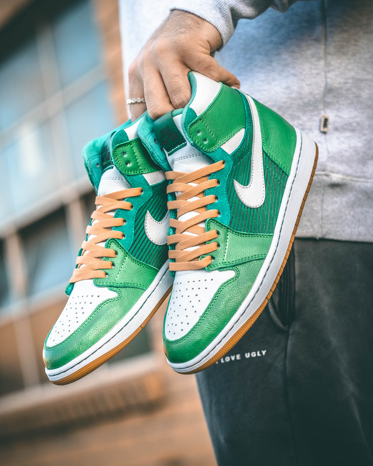 AJ1 High - Menth - ChaseShiel